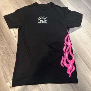 Men’s Bad Bunny “Pink Flames ” Graphic T-shirt Size S